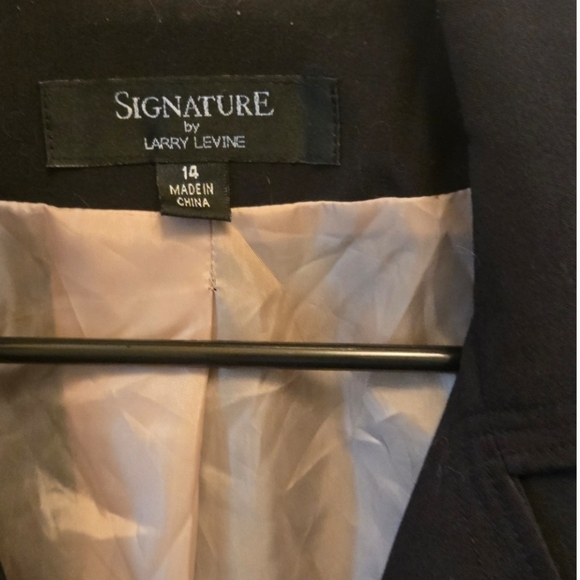 Larry Levine Black Tailored Jacket with Lapels And Ties At The Waist - Picture 3 of 5